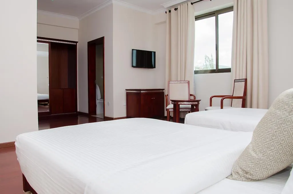 Zola International Hotel Addis Ababa 4*,